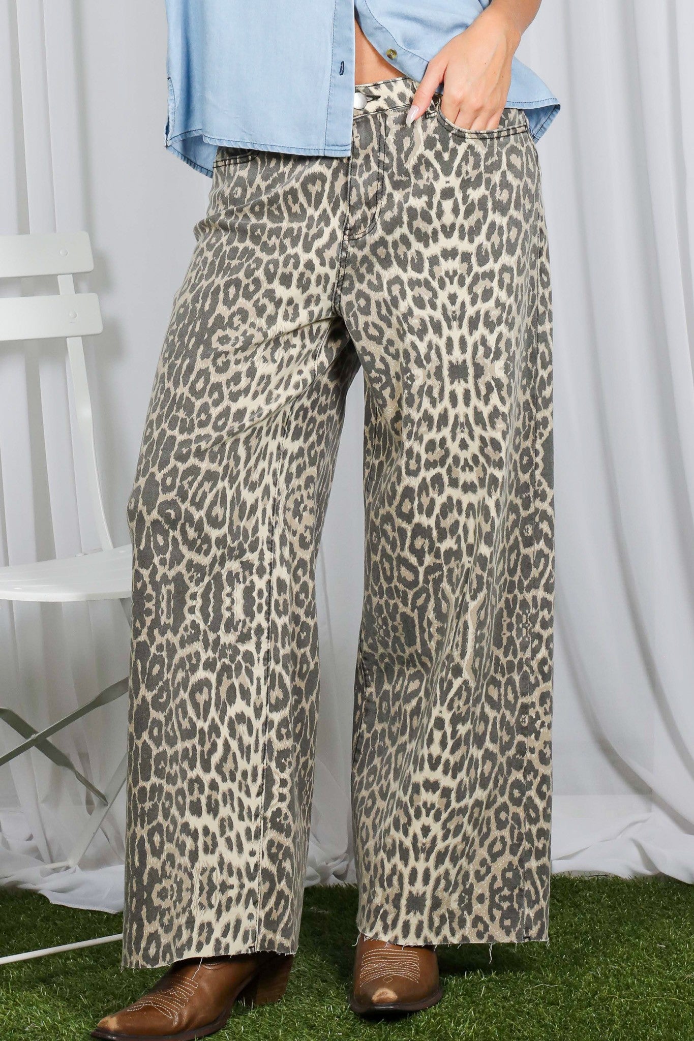 Delilah Wide Leg Cropped Leopard Jeans